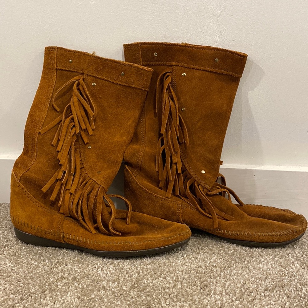 Minnetonka Brown Suede Leather Fringe Boots size 9